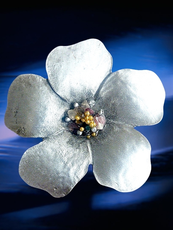 Jewelry - Brushed Metal Brooch with Mixed Bead Center